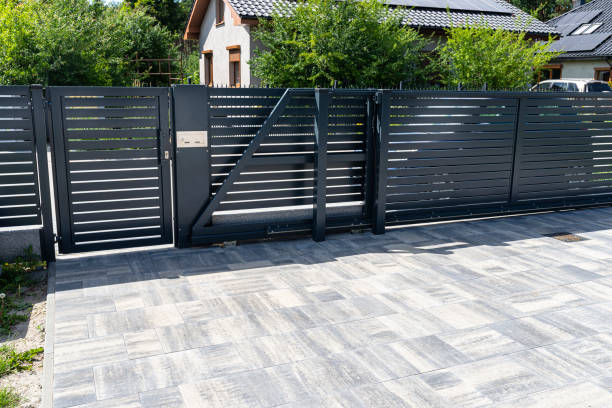 Best Driveway Paving Contractor  in Combine, TX